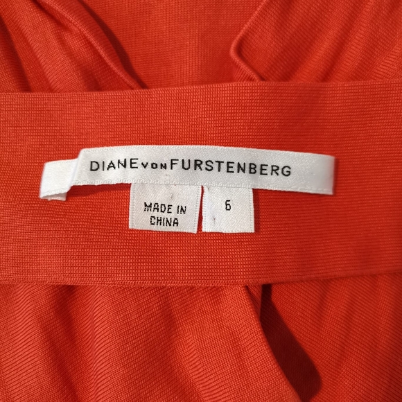Dianevon Furstenberg 100% Silk Open-Back Sleeveless Tura Top Blouse Orange Sz 6 - Picture 7 of 11